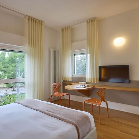 Hotel Emilia Анкона Екстер'єр фото