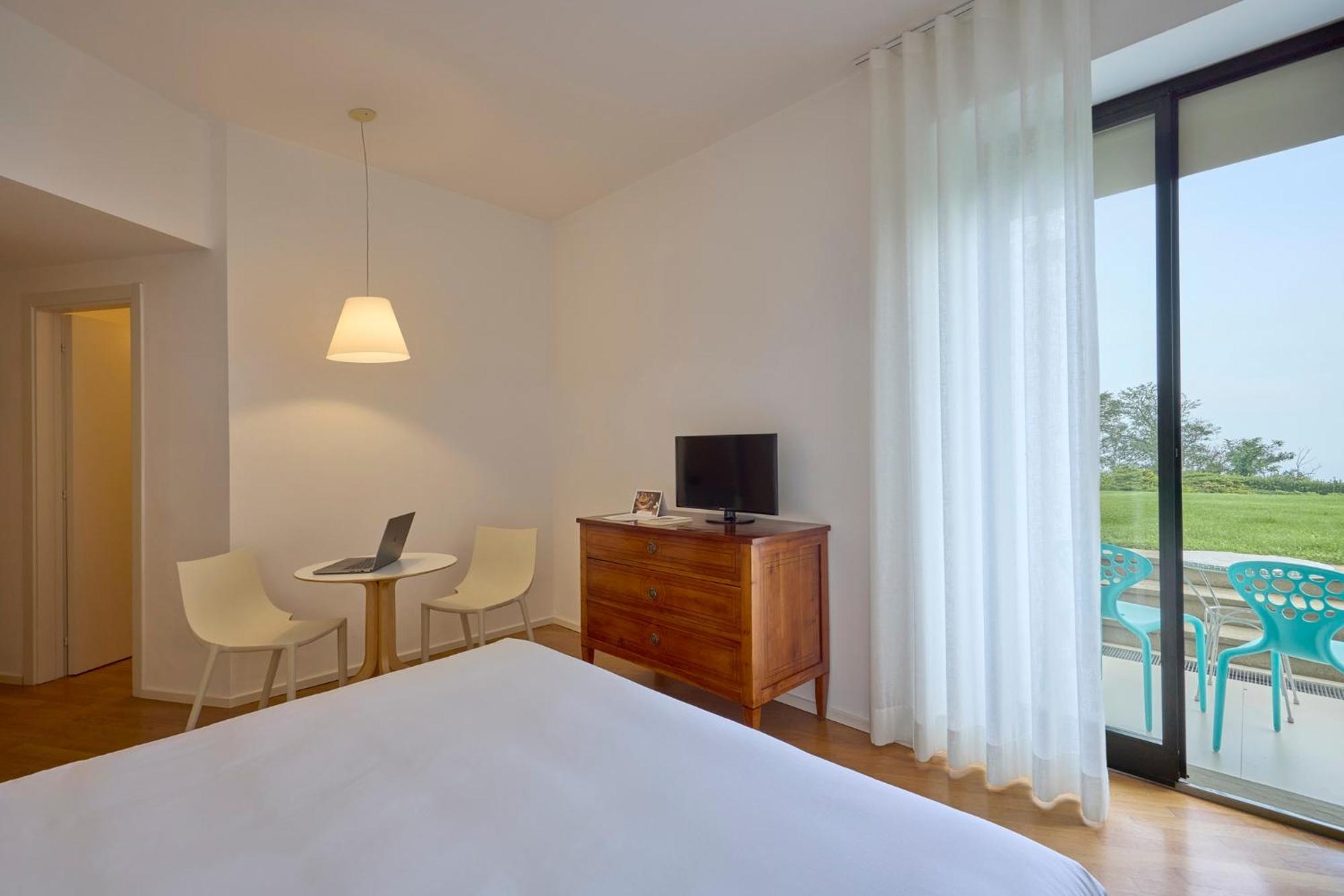 Hotel Emilia Анкона Екстер'єр фото