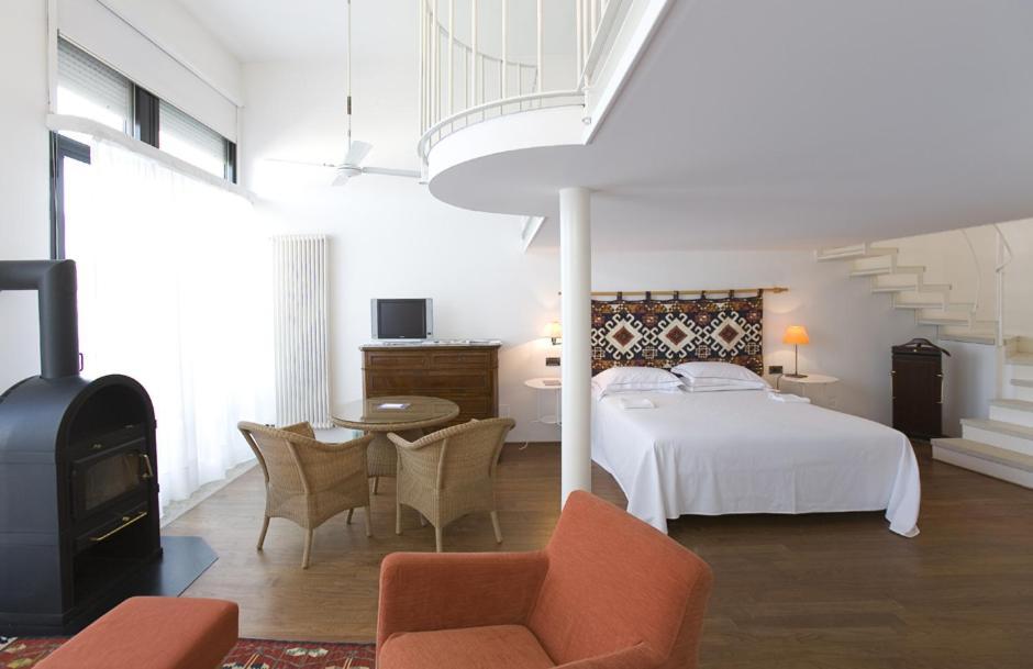 Hotel Emilia Анкона Екстер'єр фото
